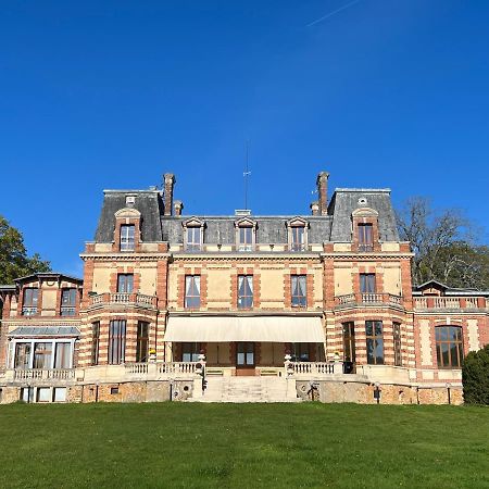 Chateau De Crenille Chaumes-en-Brie Exterior photo